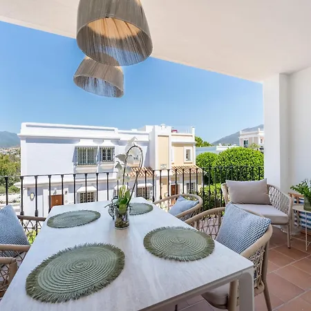 Stylish Luxury In Nueva Andalucia Марбелья